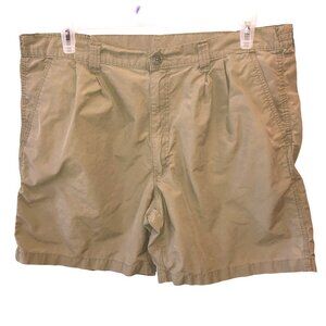 Wrangler Outdoor Gear Mens Large Beige Pleated Front Pockets Hiking Camp Shorts
